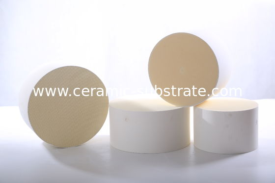 satın al Honeycomb Ceramics Mullite Honeycomb Seramik Substrat Katalizör Substrat Seramik Honeycomb online manufacture